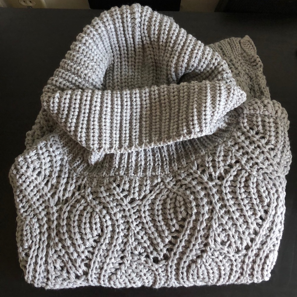 Boohoo knit sweater